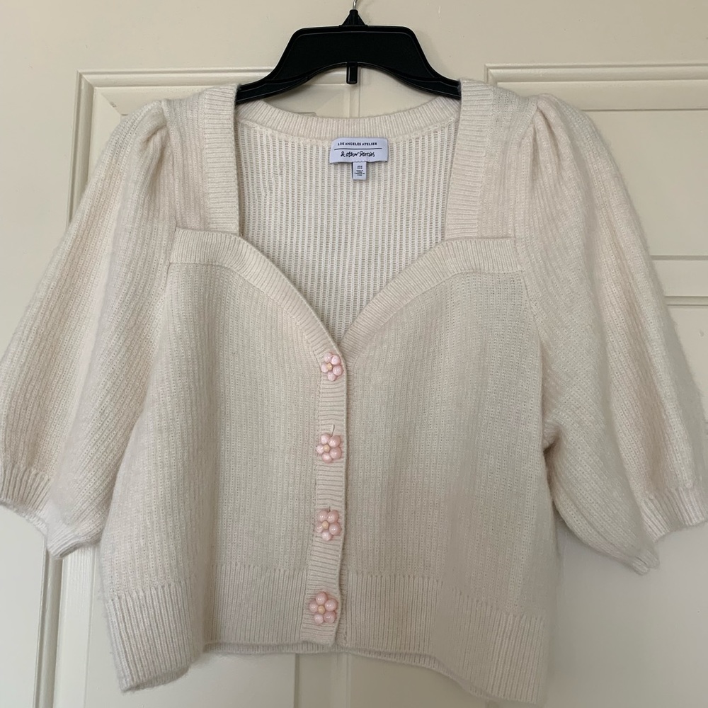 Cute top new